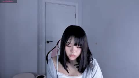 Snapshot of ichigo_o chatting on December 2025 06:56:01 PM Hitomi online show from December 2025 06:56:01 PM