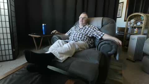 Snapshot of icihristopher chatting on October 2025 05:32:01 PM Christopher online show from October 2025 05:32:01 PM