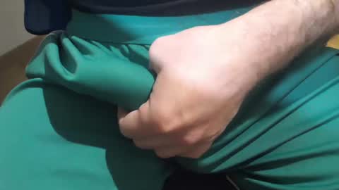 icky_thumps online show from December 2024 05:33:02 AM