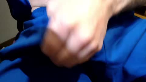 Snapshot of icky_thumps chatting on May 2026 04:28:01 AM icky_thumps online show from May 2026 04:28:01 AM