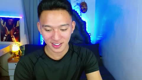 Mateo online show from December 2025 07:53:02 PM