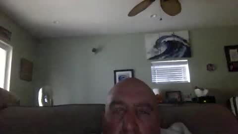 Snapshot of icumming chatting on April 2026 04:28:02 PM icumming online show from April 2026 04:28:02 PM