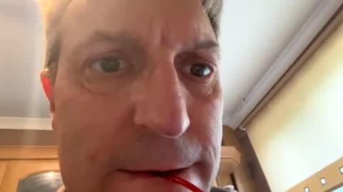 icums4u online show from October 2025 01:42:02 PM