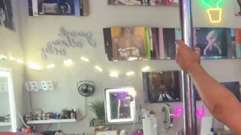 doubletrouble online show from October 2025 09:43:02 AM