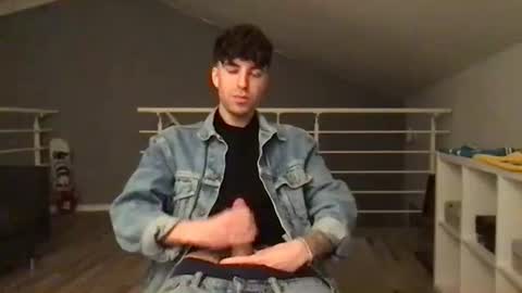 Snapshot of icyninesix chatting on January 2025 10:06:01 PM icyninesix online show from January 2025 10:06:01 PM