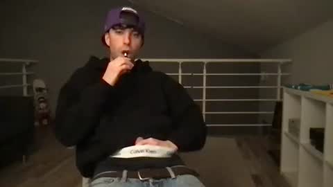 Snapshot of icyninesix chatting on January 2025 12:39:02 AM icyninesix online show from January 2025 12:39:02 AM