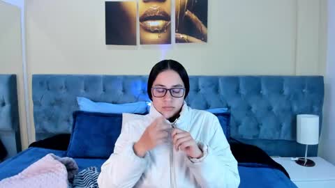 Icy online show from March 2025 11:25:02 AM