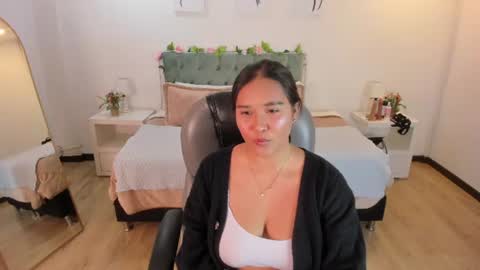 Snapshot of icysweetcam chatting on July 2026 02:48:02 AM Icy online show from July 2026 02:48:02 AM
