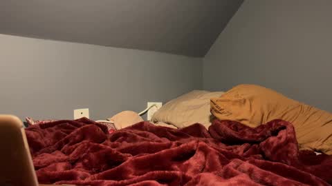 idiomslangs online show from October 2025 01:40:01 AM