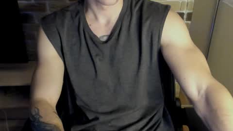 yo online show from November 2025 07:45:02 PM