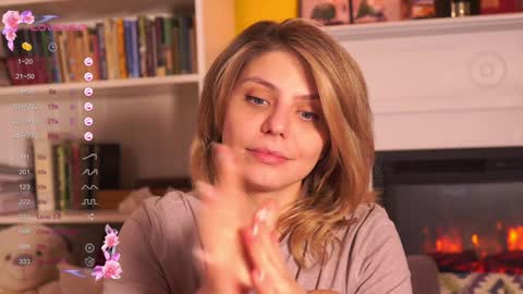 Snapshot of idontlikeguccibelts chatting on December 2024 03:43:01 PM Little Flower online show from December 2024 03:43:01 PM