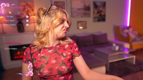 Snapshot of idontlikeguccibelts chatting on January 2025 03:10:01 PM Little Flower online show from January 2025 03:10:01 PM