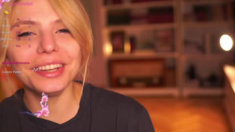 Snapshot of idontlikeguccibelts chatting on January 2025 04:04:02 PM Little Flower online show from January 2025 04:04:02 PM