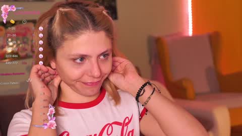 Snapshot of idontlikeguccibelts chatting on January 2025 05:21:02 PM Little Flower online show from January 2025 05:21:02 PM