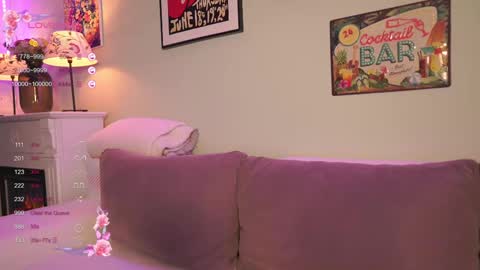 Snapshot of idontlikeguccibelts chatting on February 2025 04:42:02 PM Little Flower online show from February 2025 04:42:02 PM