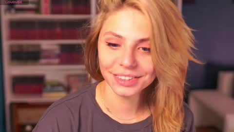 Snapshot of idontlikeguccibelts chatting on September 2025 06:29:02 PM Little Flower online show from September 2025 06:29:02 PM