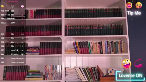 Snapshot of idontlikeguccibelts chatting on September 2025 02:29:02 PM Little Flower online show from September 2025 02:29:02 PM