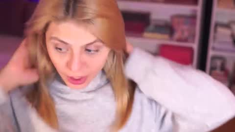 Snapshot of idontlikeguccibelts chatting on January 2026 06:32:02 PM Little Flower online show from January 2026 06:32:02 PM