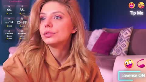 Snapshot of idontlikeguccibelts chatting on January 2026 05:18:02 PM Little Flower online show from January 2026 05:18:02 PM