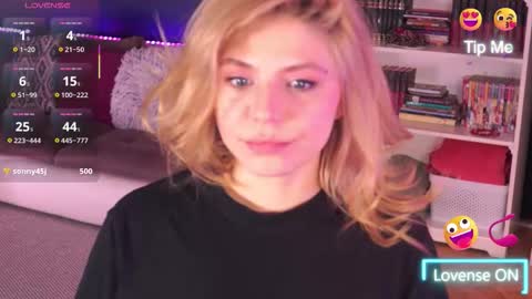 Snapshot of idontlikeguccibelts chatting on January 2026 05:29:02 PM Little Flower online show from January 2026 05:29:02 PM