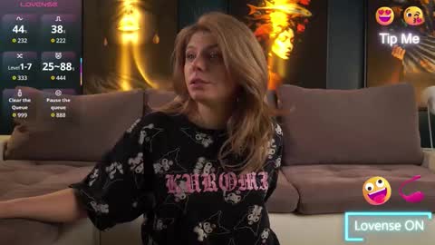 Snapshot of idontlikeguccibelts chatting on February 2026 06:48:01 PM Little Flower online show from February 2026 06:48:01 PM