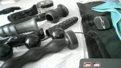 Snapshot of idtravel89 chatting on April 2026 02:59:01 PM ... online show from April 2026 02:59:01 PM