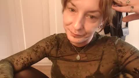 Snapshot of ifk_donkeysfr chatting on September 2025 09:47:01 AM Ifk Donkeys online show from September 2025 09:47:01 AM