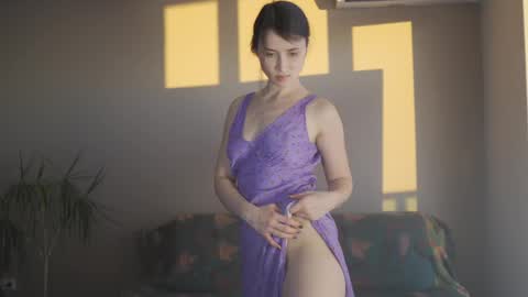 Belle online show from February 2025 03:29:01 PM