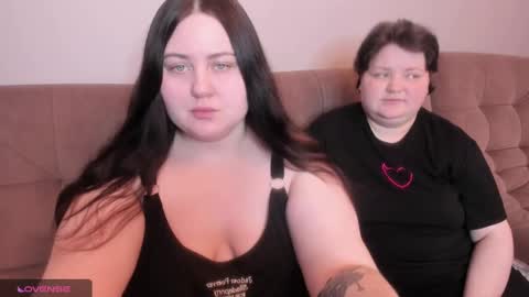 Snapshot of ihaveasecret_ chatting on January 2025 10:33:01 PM Alice online show from January 2025 10:33:01 PM