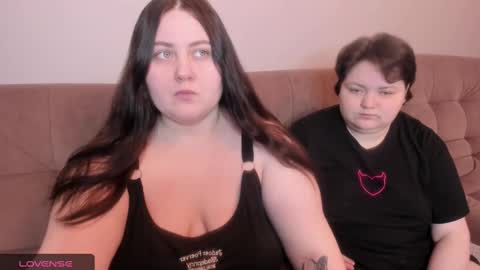 Snapshot of ihaveasecret_ chatting on February 2025 12:16:01 PM Alice online show from February 2025 12:16:01 PM