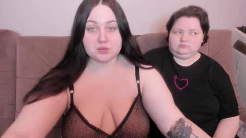 Snapshot of ihaveasecret_ chatting on March 2025 11:17:01 AM Alice online show from March 2025 11:17:01 AM