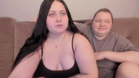 Snapshot of ihaveasecret_ chatting on September 2025 09:26:01 PM Alice online show from September 2025 09:26:01 PM