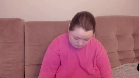 Snapshot of ihaveasecret_ chatting on September 2025 05:28:01 PM Alice online show from September 2025 05:28:01 PM