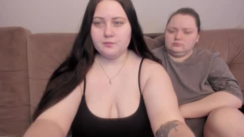 Snapshot of ihaveasecret_ chatting on December 2025 01:48:02 AM Alice online show from December 2025 01:48:02 AM