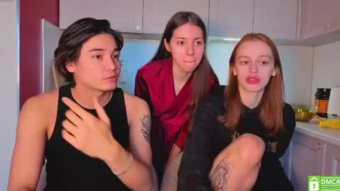 Julia and Mira online show from February 2026 10:14:02 AM