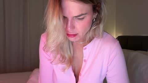 Snapshot of iiivy_ chatting on January 2025 05:00:01 AM Ivy online show from January 2025 05:00:01 AM