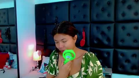 Snapshot of iisalombardi chatting on June 2026 02:25:01 AM iisalombardi online show from June 2026 02:25:01 AM