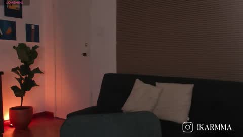 Lua     online show from October 2025 11:12:02 PM