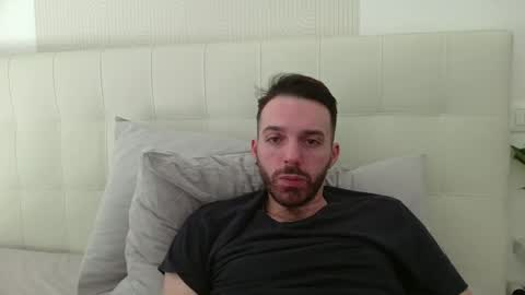 ilcale48 online show from April 2026 02:23:02 PM