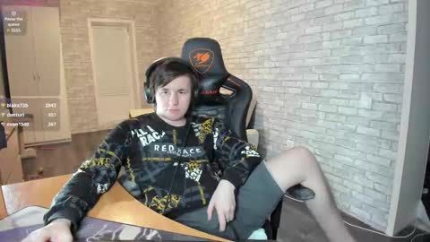 iliaskris online show from March 2025 08:25:01 PM