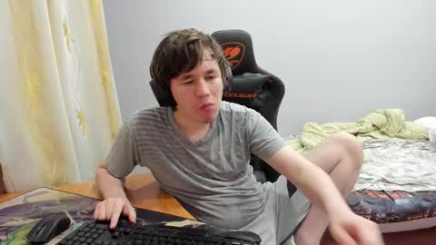 iliaskris online show from September 2025 11:39:02 PM