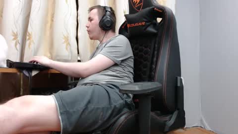 Snapshot of iliaskrisloveee chatting on October 2025 12:56:02 AM lord online show from October 2025 12:56:02 AM