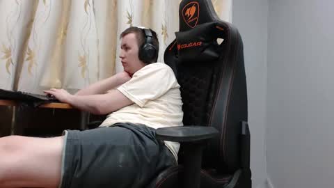 Snapshot of iliaskrisloveee chatting on November 2025 05:26:02 PM lord online show from November 2025 05:26:02 PM