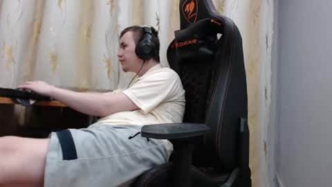 Snapshot of iliaskrisloveee chatting on November 2025 10:31:02 PM lord online show from November 2025 10:31:02 PM