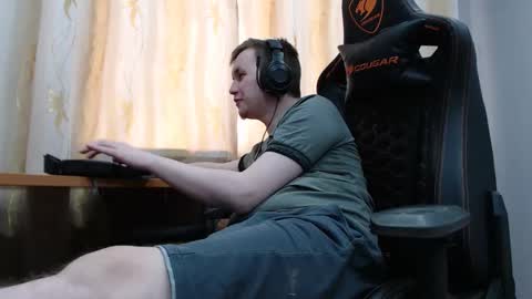 Snapshot of iliaskrisloveee chatting on November 2025 09:08:02 AM lord online show from November 2025 09:08:02 AM