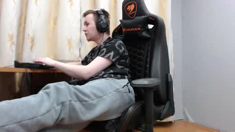 Snapshot of iliaskrisloveee chatting on November 2025 04:34:02 AM lord online show from November 2025 04:34:02 AM