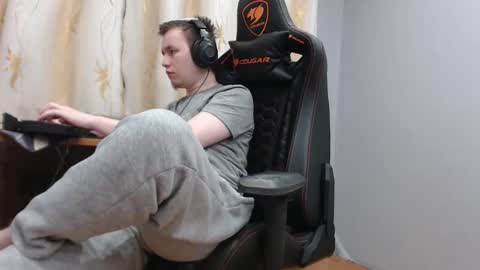 Snapshot of iliaskrisloveee chatting on November 2025 10:01:01 PM lord online show from November 2025 10:01:01 PM