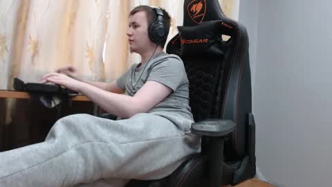 Snapshot of iliaskrisloveee chatting on November 2025 10:07:01 AM lord online show from November 2025 10:07:01 AM