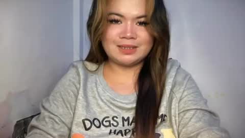 Snapshot of ill_moan_foryouxx chatting on May 2026 01:48:02 PM QUEEN KATH online show from May 2026 01:48:02 PM