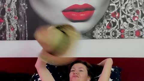 Snapshot of illegalbeauty87 chatting on May 2026 11:27:01 AM Ingrid or more easier...Miss GoDDess Mistress online show from May 2026 11:27:01 AM